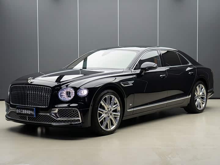 Bentley Flying Spur, 2022 — купить в Чебоксарах под ключ