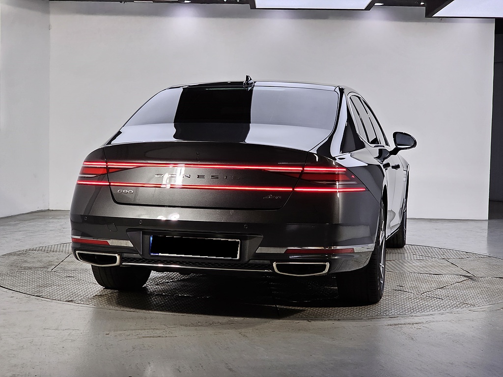 Genesis G90, 2023 — фото 4 из 12