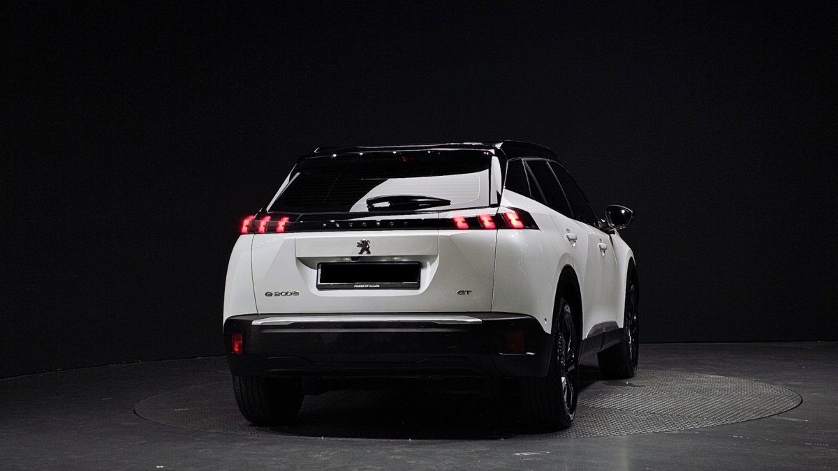 Peugeot 2008, 2023 — фото 4 из 12