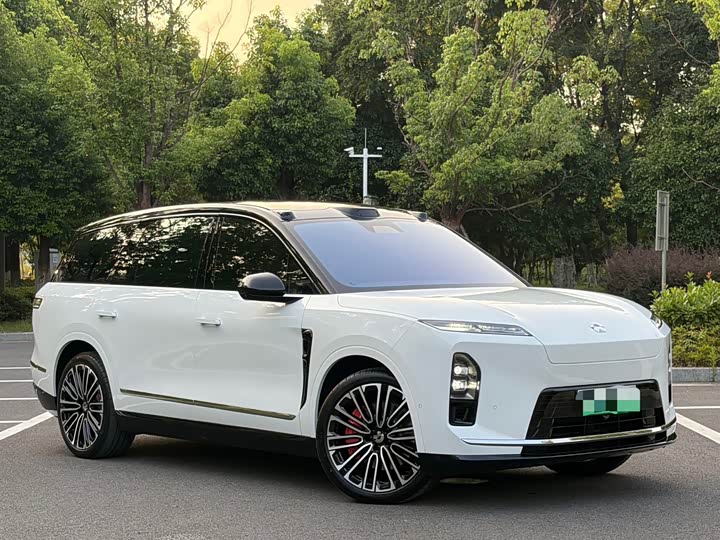 Nio ES8, 2025 — фото 2 из 9