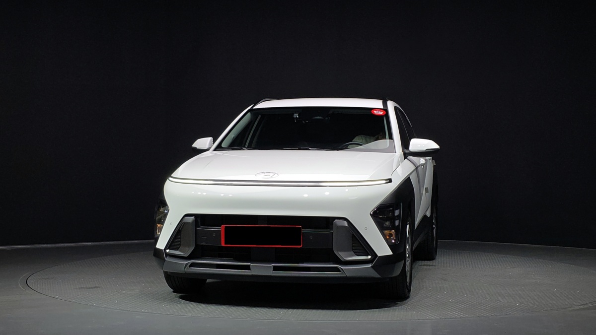Hyundai Kona, 2023 — фото 3 из 12
