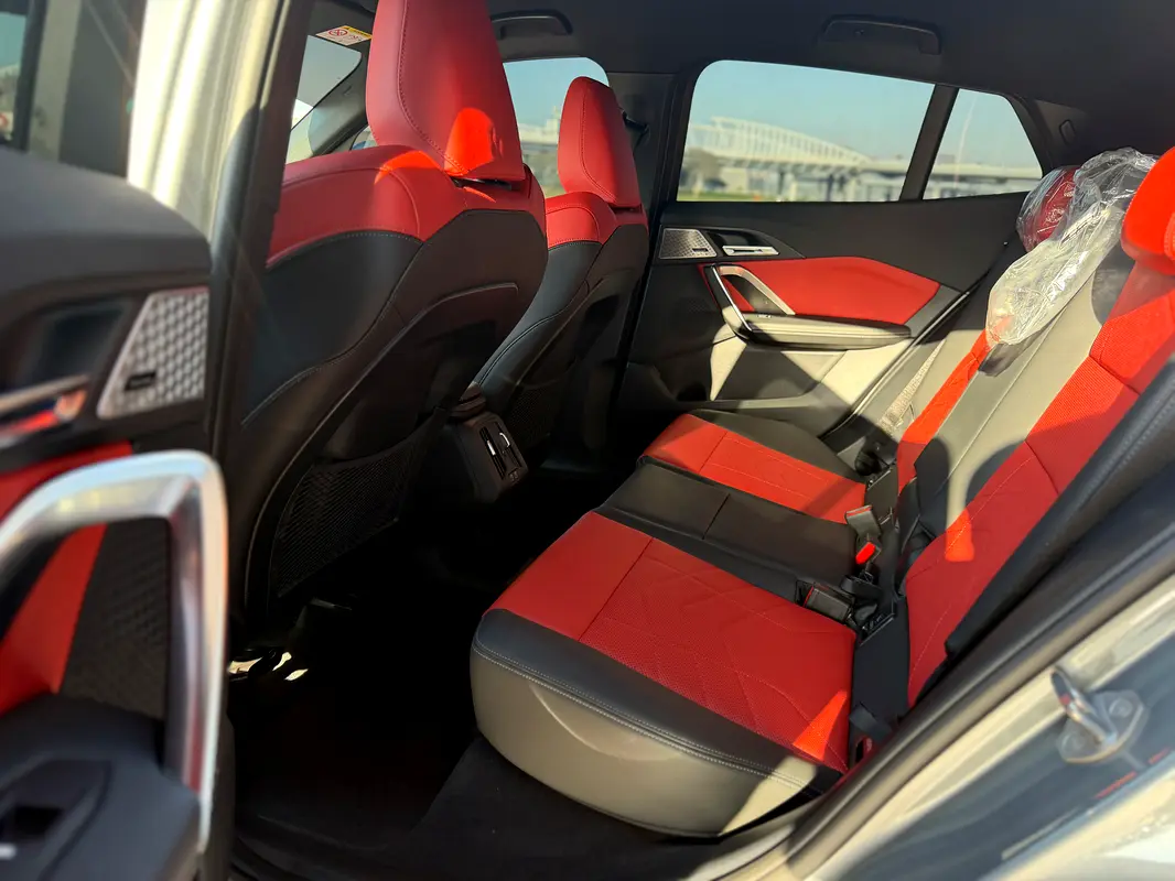 BMW X2, 2025 — фото 9 из 10