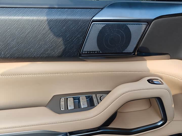 BYD FangChengBao Leopard 8, 2025 — фото 7 из 9