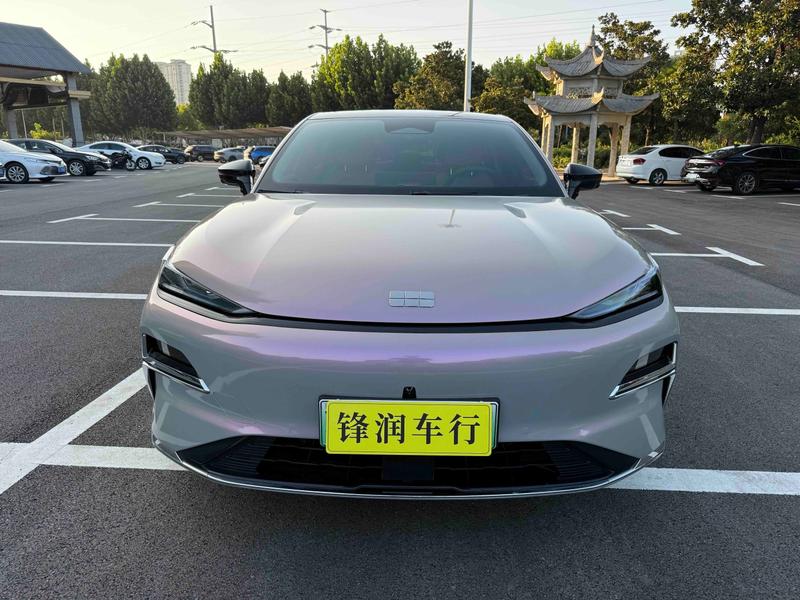 Geely Galaxy Starshine 8 EM-i, 2025 — фото 2 из 12