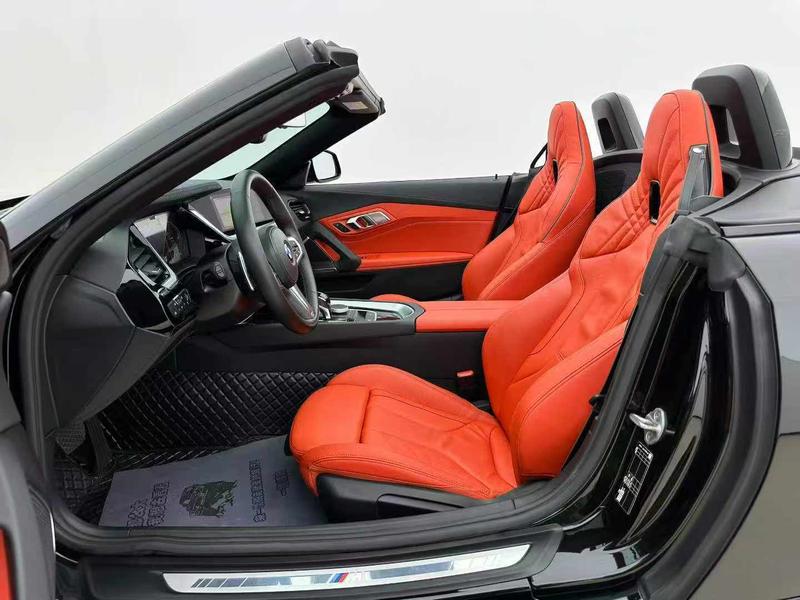 BMW Z4, 2023 — фото 8 из 9