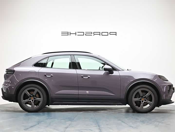 Porsche Macan EV, 2024 — фото 5 из 9