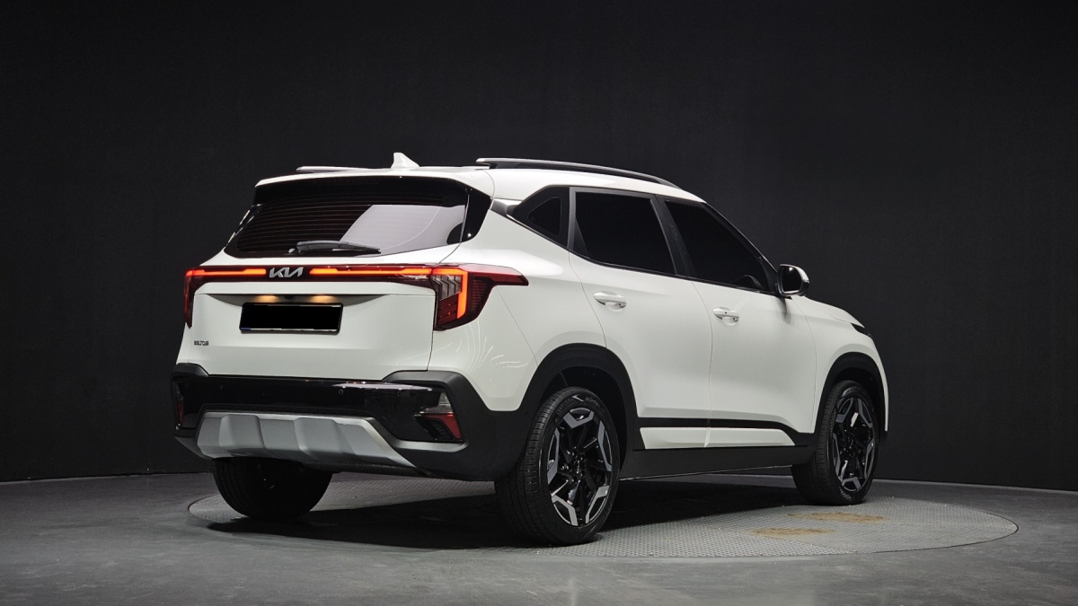 Kia Seltos, 2022 — фото 2 из 12