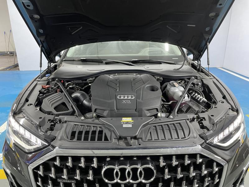 Audi A8, 2023 — фото 6 из 12