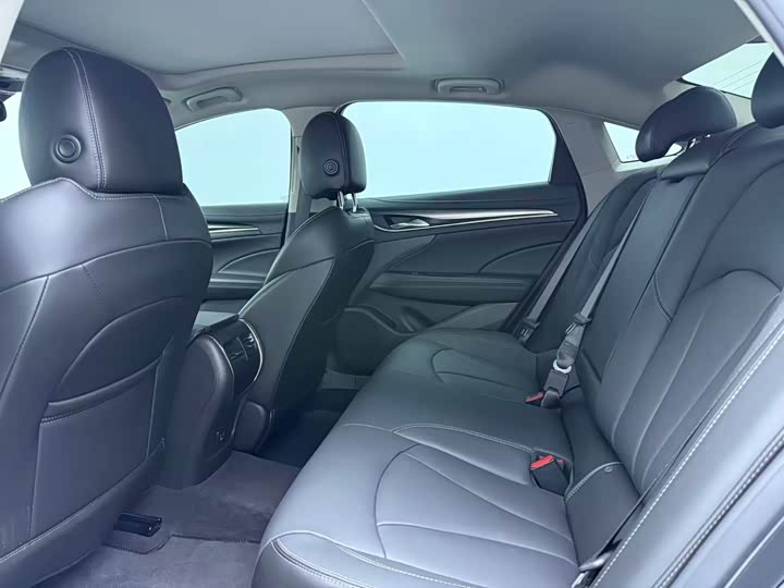 Buick LaCrosse, 2022 — фото 7 из 9