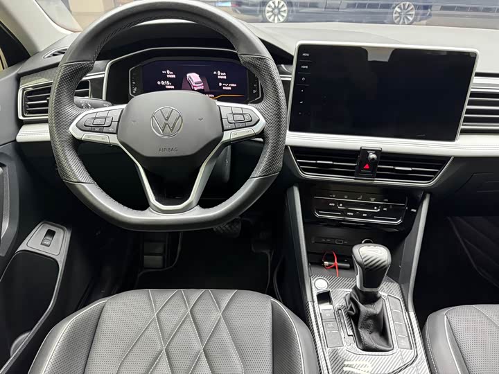 Volkswagen Tiguan L Pro, 2023 — фото 7 из 9