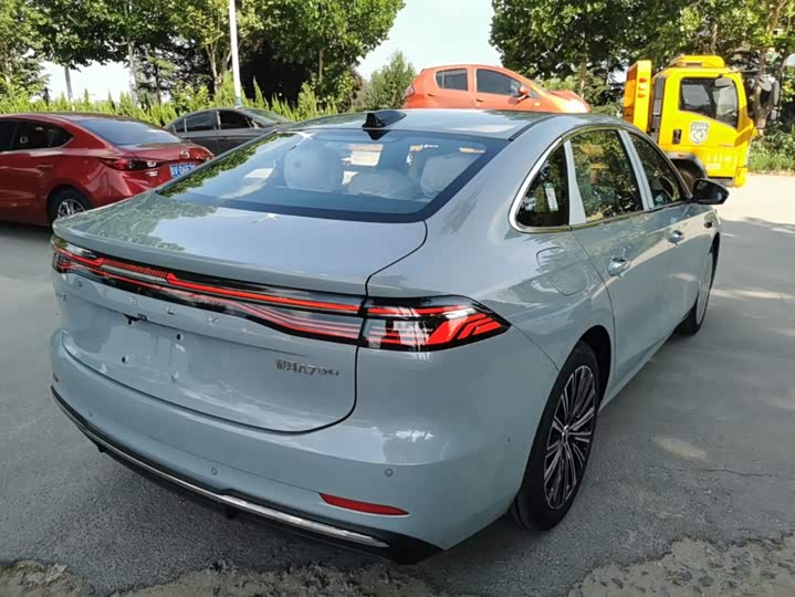 Geely Galaxy A7, 2026 — фото 7 из 9