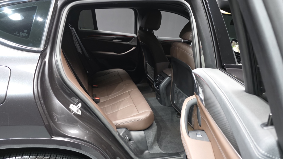 BMW X4, 2023 — фото 11 из 12