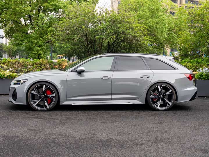 Audi RS 6, 2021 — фото 3 из 9