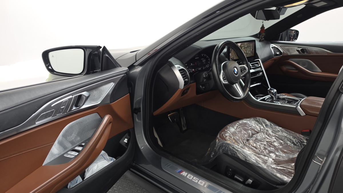 BMW 8 Series, 2022 — фото 9 из 12