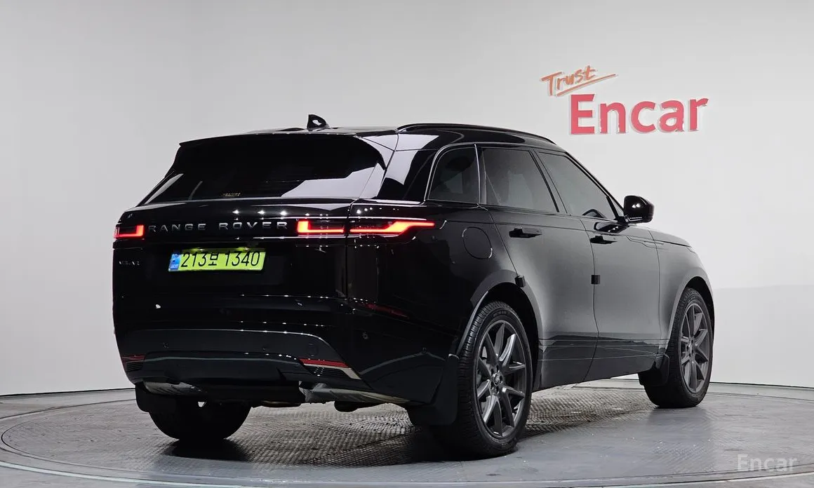Land Rover Range Rover Velar, 2024 — фото 2 из 12