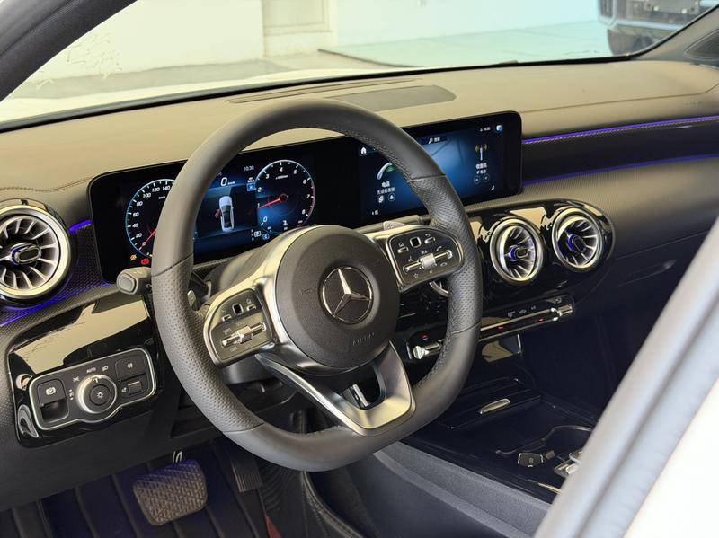 Mercedes-Benz A-Class, 2023 — фото 10 из 12
