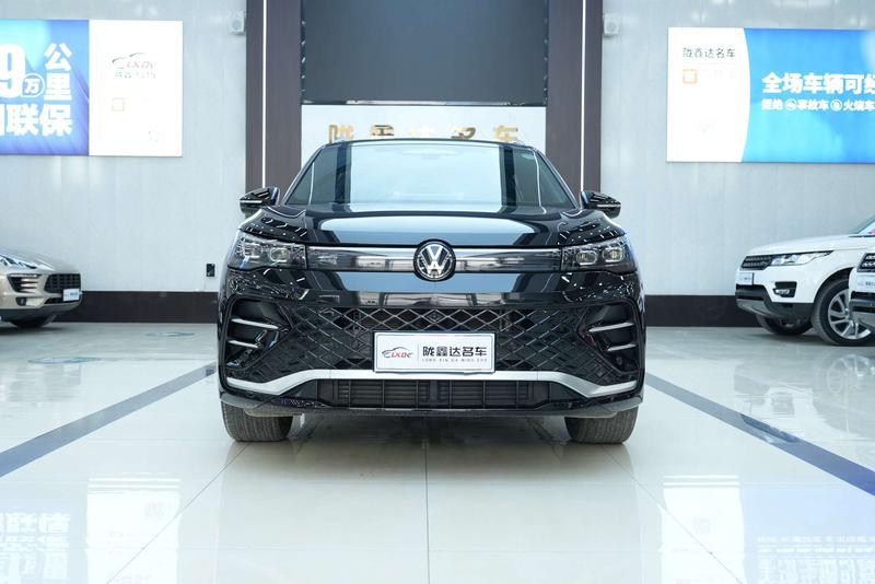 Volkswagen Tiguan L Pro, 2024 — фото 2 из 12