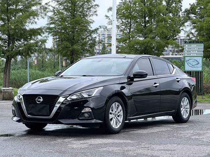 Nissan Teana, 2022 — фото 2 из 9